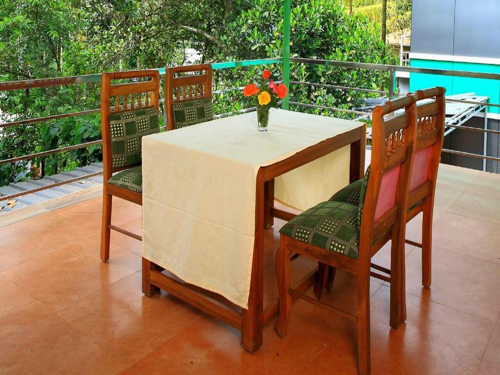 Thekkady Spice Valley Holiday Hotel Exterior photo