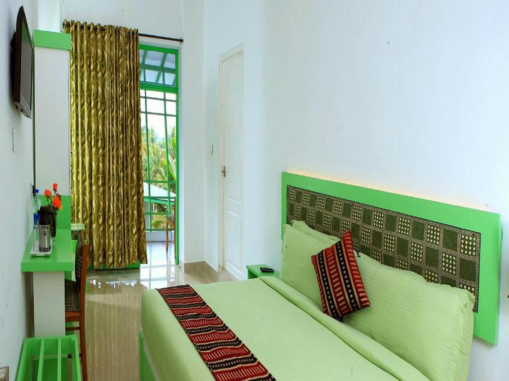 Thekkady Spice Valley Holiday Hotel Room photo